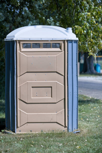 Best Portable restroom trailer rental  in Florence, AZ